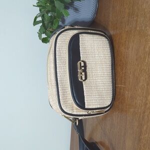 Time & Tru Black And Tan Crossbody Purse